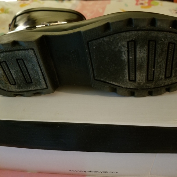 Black ankle rubber boots size 8 - Picture 2 of 4